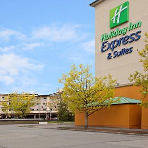 Holiday Inn Express & Suites Seattle - City Center